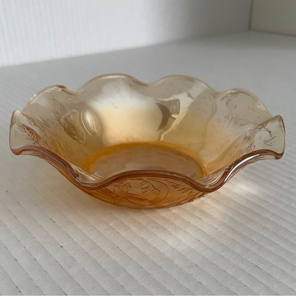 Vtg Jeannette Glass Carnival Ruffled Compote Candy Dish Peach Louisa Pattern
